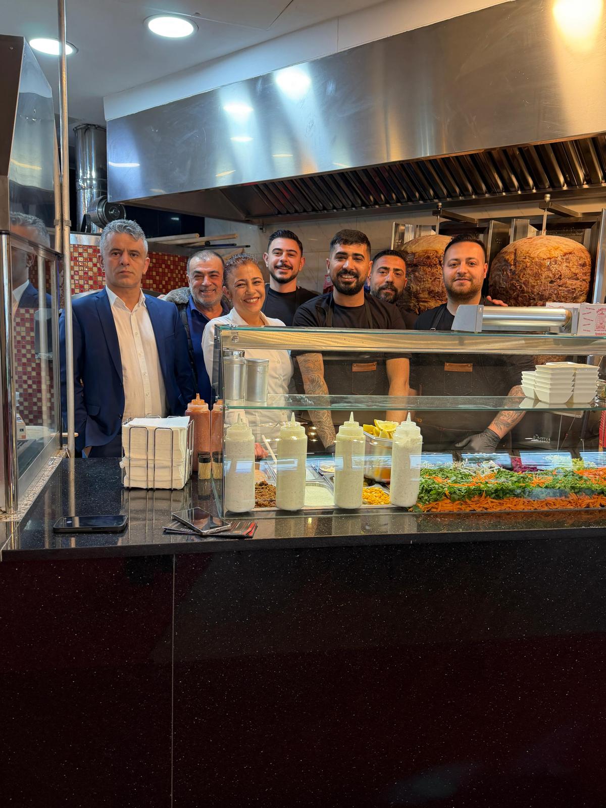 Das Team vom KÖZ Grillhaus
